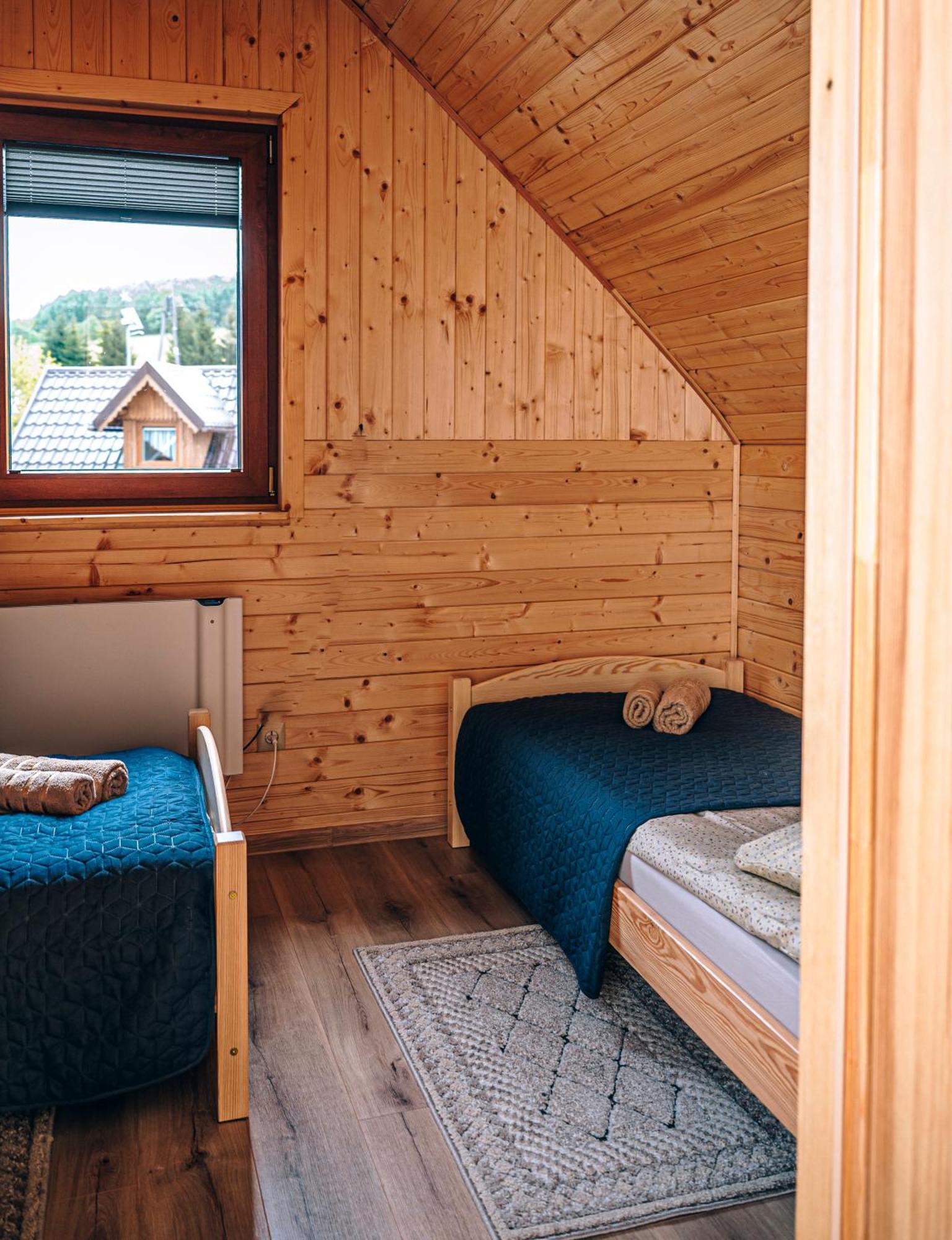 Gorskie Chatki Krysi I Piotrka Blekitny Holiday home Stronie Slaskie